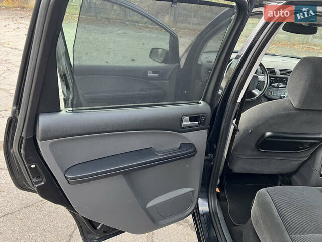 Форд Сі-Макс 2007 у Хороле на Automoto.ua Чорний Форд Сі-Макс, об'ємом двигуна 1.8 л та пробігом 183 тис. км за 5700 $, фото 29 на Automoto.ua