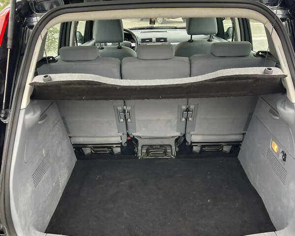 Чорний Форд Сі-Макс, об'ємом двигуна 1.8 л та пробігом 251 тис. км за 4950 $, фото 10 на Automoto.ua