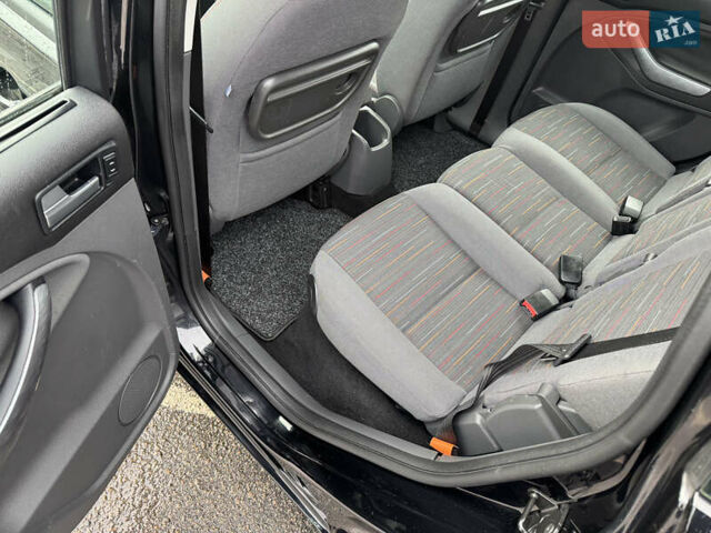 Черный Форд Си-Макс, объемом двигателя 1.8 л и пробегом 186 тыс. км за 6200 $, фото 21 на Automoto.ua