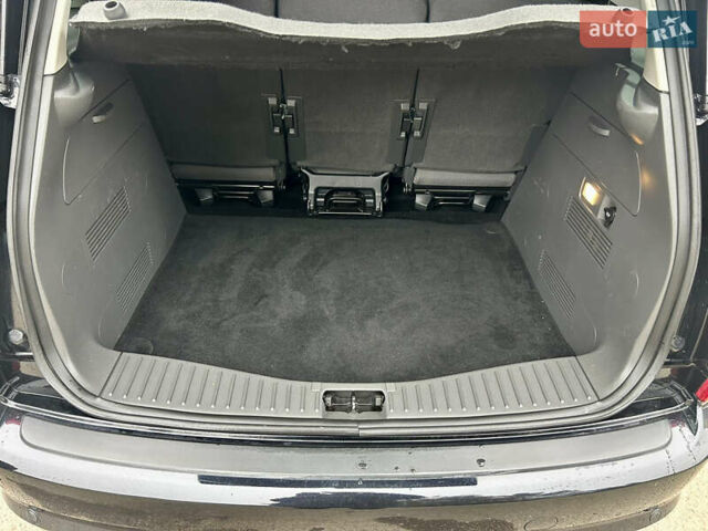 Черный Форд Си-Макс, объемом двигателя 1.8 л и пробегом 253 тыс. км за 5150 $, фото 46 на Automoto.ua
