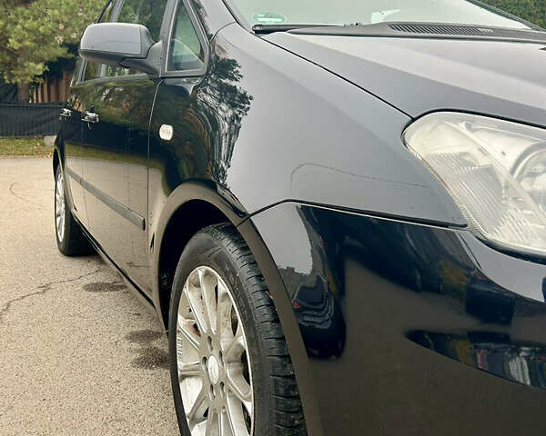 Черный Форд Си-Макс, объемом двигателя 1.8 л и пробегом 253 тыс. км за 5150 $, фото 15 на Automoto.ua