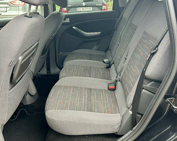 Черный Форд Си-Макс, объемом двигателя 1.8 л и пробегом 253 тыс. км за 5150 $, фото 43 на Automoto.ua