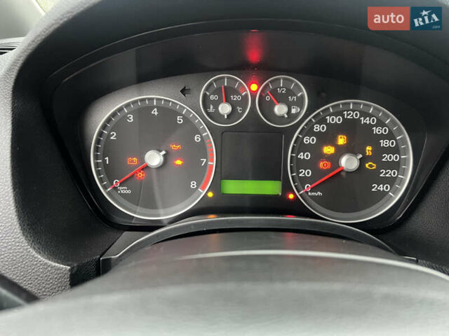 Чорний Форд Сі-Макс, об'ємом двигуна 1.8 л та пробігом 183 тис. км за 5700 $, фото 16 на Automoto.ua