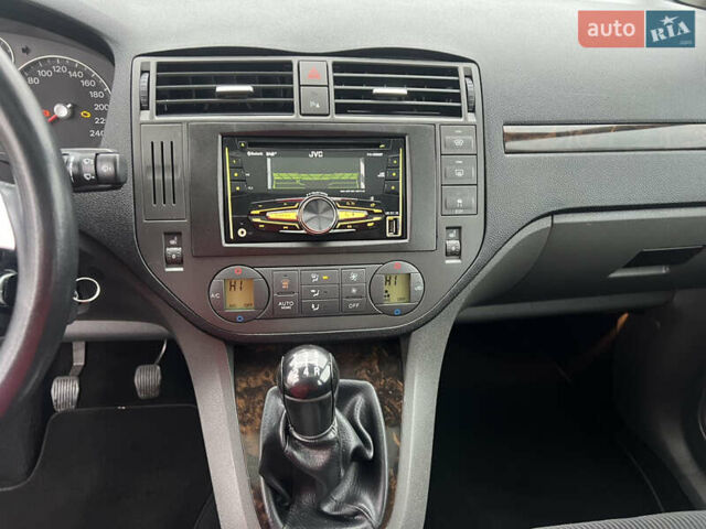 Чорний Форд Сі-Макс, об'ємом двигуна 1.8 л та пробігом 183 тис. км за 5700 $, фото 17 на Automoto.ua