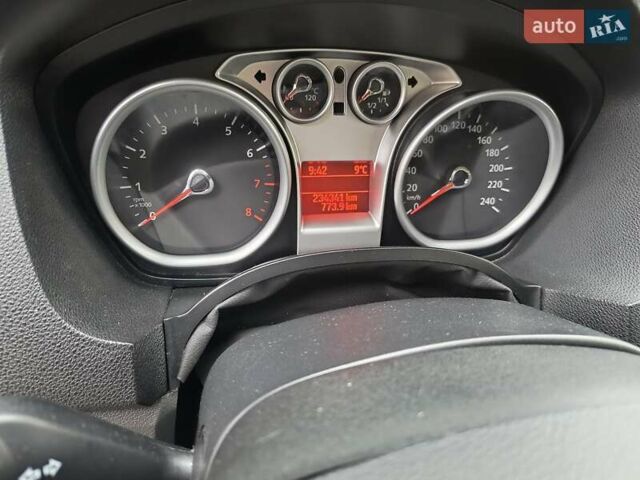 Черный Форд Си-Макс, объемом двигателя 1.6 л и пробегом 231 тыс. км за 5350 $, фото 8 на Automoto.ua