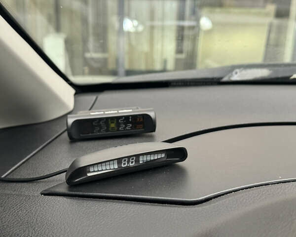 Черный Форд Си-Макс, объемом двигателя 2 л и пробегом 220 тыс. км за 5450 $, фото 15 на Automoto.ua