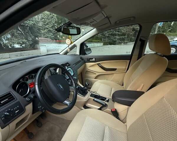 Чорний Форд Сі-Макс, об'ємом двигуна 1.8 л та пробігом 67 тис. км за 6100 $, фото 4 на Automoto.ua