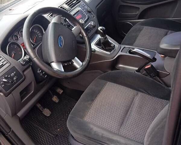 Черный Форд Си-Макс, объемом двигателя 1.8 л и пробегом 330 тыс. км за 5500 $, фото 40 на Automoto.ua