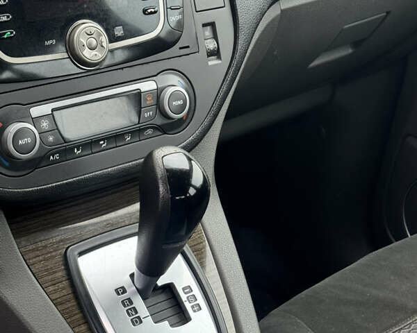 Черный Форд Си-Макс, объемом двигателя 2 л и пробегом 220 тыс. км за 5450 $, фото 76 на Automoto.ua