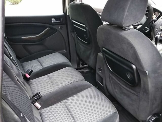 Черный Форд Си-Макс, объемом двигателя 2 л и пробегом 220 тыс. км за 4500 $, фото 3 на Automoto.ua