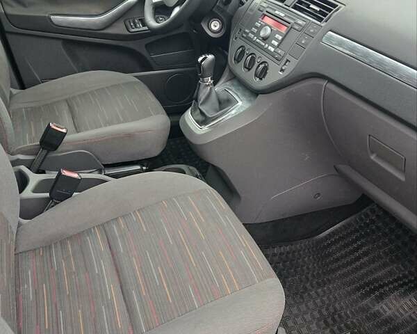 Черный Форд Си-Макс, объемом двигателя 1.6 л и пробегом 250 тыс. км за 5600 $, фото 11 на Automoto.ua