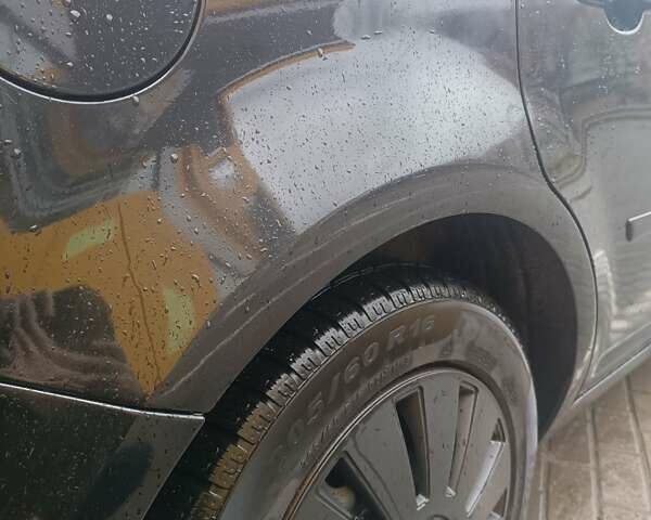 Черный Форд Си-Макс, объемом двигателя 1.8 л и пробегом 330 тыс. км за 5500 $, фото 10 на Automoto.ua