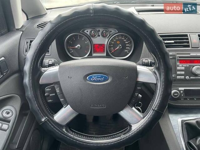 Черный Форд Си-Макс, объемом двигателя 1.8 л и пробегом 195 тыс. км за 5790 $, фото 14 на Automoto.ua