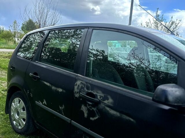 Черный Форд Си-Макс, объемом двигателя 1.8 л и пробегом 247 тыс. км за 4000 $, фото 2 на Automoto.ua