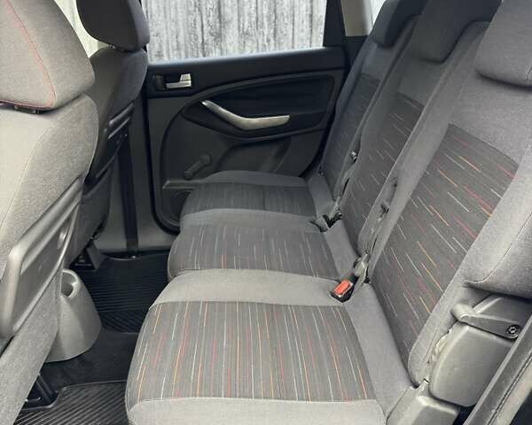 Форд Сі-Макс 2008 у Києві на Automoto.ua Чорний Форд Сі-Макс, об'ємом двигуна 1.8 л та пробігом 193 тис. км за 5700 $, фото 17 на Automoto.ua