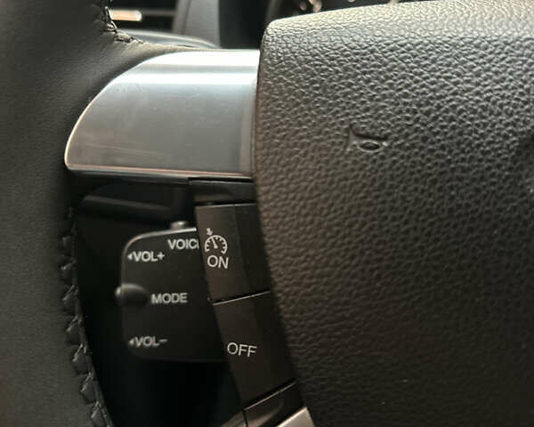 Черный Форд Си-Макс, объемом двигателя 1.8 л и пробегом 282 тыс. км за 4899 $, фото 25 на Automoto.ua