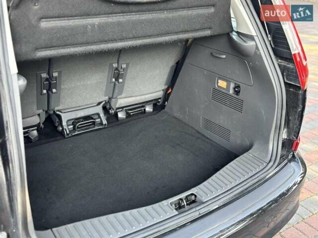 Чорний Форд Сі-Макс, об'ємом двигуна 1.6 л та пробігом 168 тис. км за 5900 $, фото 20 на Automoto.ua
