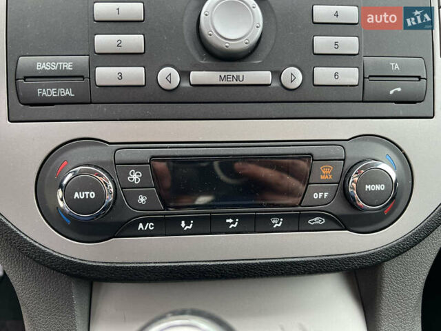 Чорний Форд Сі-Макс, об'ємом двигуна 1.8 л та пробігом 210 тис. км за 5650 $, фото 80 на Automoto.ua