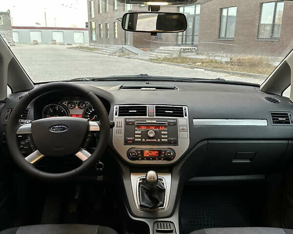 Черный Форд Си-Макс, объемом двигателя 1.8 л и пробегом 282 тыс. км за 4899 $, фото 27 на Automoto.ua