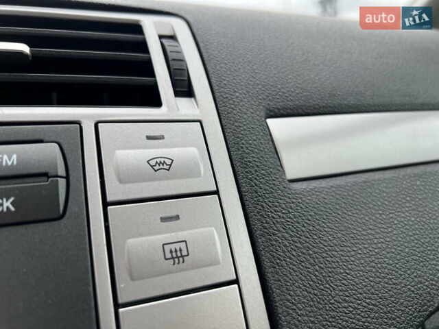 Чорний Форд Сі-Макс, об'ємом двигуна 1.8 л та пробігом 210 тис. км за 5650 $, фото 79 на Automoto.ua