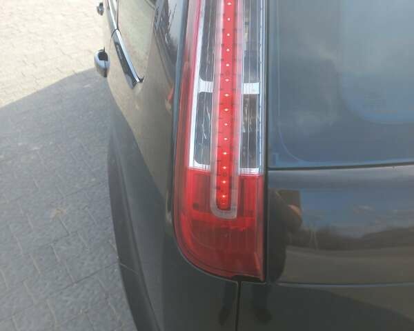 Черный Форд Си-Макс, объемом двигателя 1.8 л и пробегом 246 тыс. км за 5450 $, фото 28 на Automoto.ua