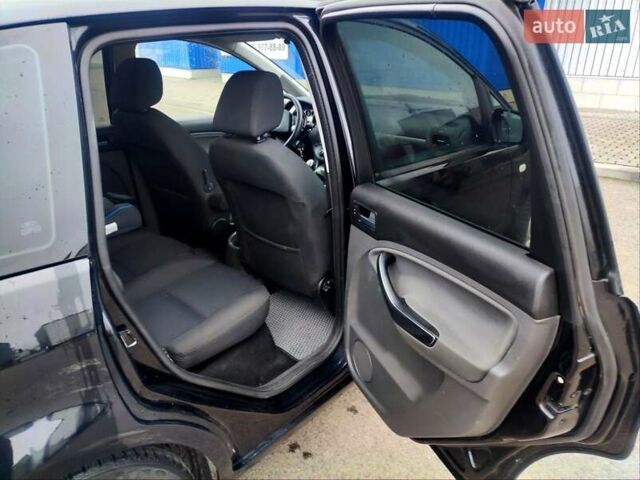 Черный Форд Си-Макс, объемом двигателя 1.56 л и пробегом 245 тыс. км за 5500 $, фото 11 на Automoto.ua