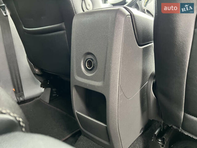 Чорний Форд Сі-Макс, об'ємом двигуна 1.8 л та пробігом 210 тис. км за 5650 $, фото 53 на Automoto.ua