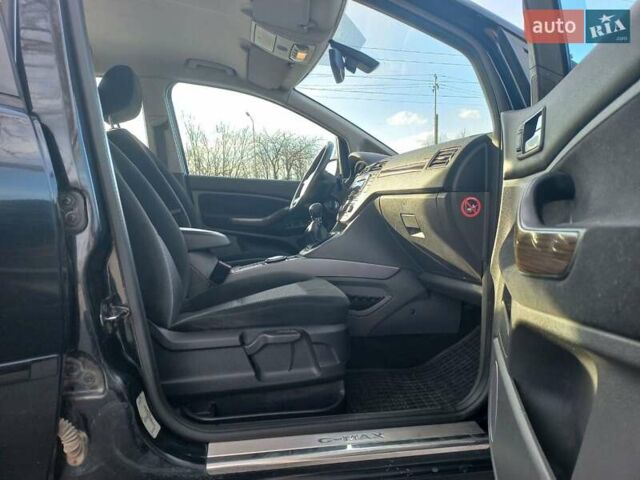 Черный Форд Си-Макс, объемом двигателя 1.8 л и пробегом 246 тыс. км за 5450 $, фото 29 на Automoto.ua