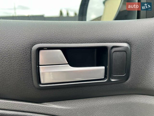 Чорний Форд Сі-Макс, об'ємом двигуна 1.8 л та пробігом 210 тис. км за 5650 $, фото 64 на Automoto.ua