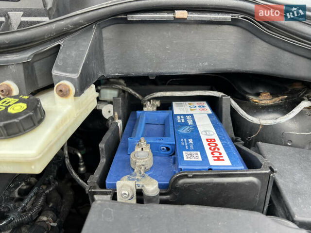 Чорний Форд Сі-Макс, об'ємом двигуна 1.8 л та пробігом 210 тис. км за 5650 $, фото 100 на Automoto.ua