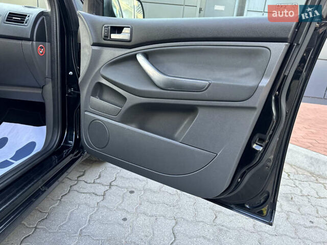 Чорний Форд Сі-Макс, об'ємом двигуна 1.6 л та пробігом 227 тис. км за 6499 $, фото 69 на Automoto.ua