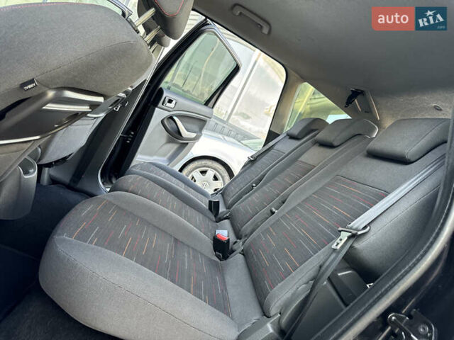 Чорний Форд Сі-Макс, об'ємом двигуна 1.6 л та пробігом 227 тис. км за 6499 $, фото 51 на Automoto.ua