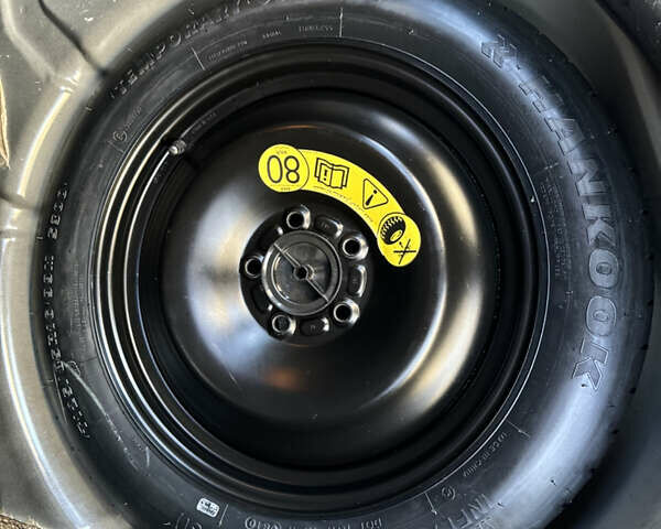 Чорний Форд Сі-Макс, об'ємом двигуна 1.6 л та пробігом 227 тис. км за 6499 $, фото 88 на Automoto.ua