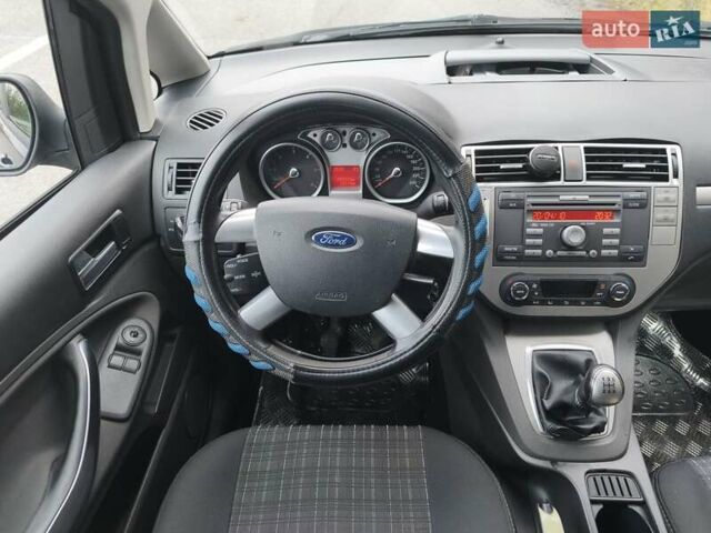 Черный Форд Си-Макс, объемом двигателя 1.56 л и пробегом 245 тыс. км за 6399 $, фото 3 на Automoto.ua