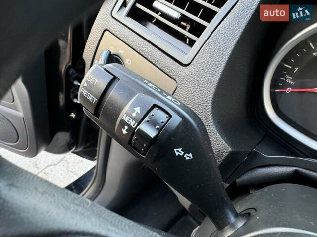 Чорний Форд Сі-Макс, об'ємом двигуна 1.6 л та пробігом 227 тис. км за 6499 $, фото 61 на Automoto.ua