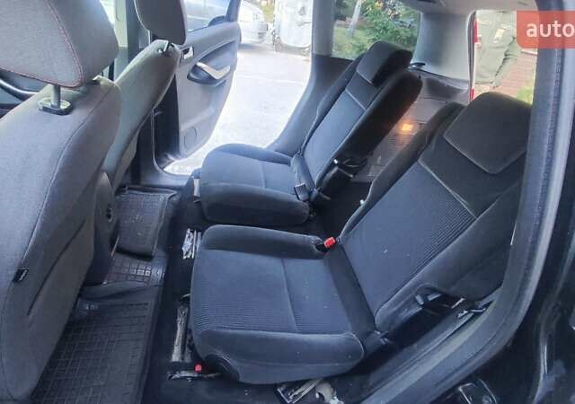 Черный Форд Си-Макс, объемом двигателя 1.6 л и пробегом 277 тыс. км за 5500 $, фото 31 на Automoto.ua