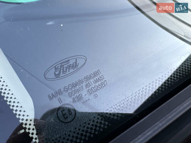 Чорний Форд Сі-Макс, об'ємом двигуна 1.6 л та пробігом 227 тис. км за 6499 $, фото 87 на Automoto.ua