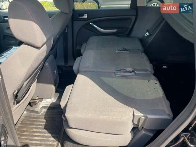 Черный Форд Си-Макс, объемом двигателя 1.56 л и пробегом 228 тыс. км за 6600 $, фото 12 на Automoto.ua