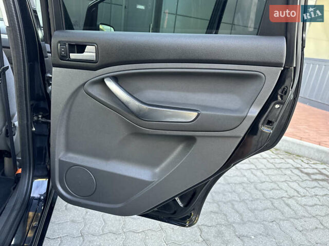 Чорний Форд Сі-Макс, об'ємом двигуна 1.6 л та пробігом 227 тис. км за 6499 $, фото 77 на Automoto.ua
