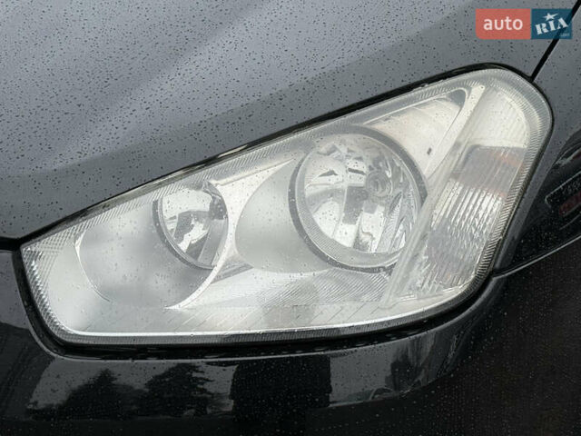 Черный Форд Си-Макс, объемом двигателя 1.6 л и пробегом 234 тыс. км за 5750 $, фото 16 на Automoto.ua