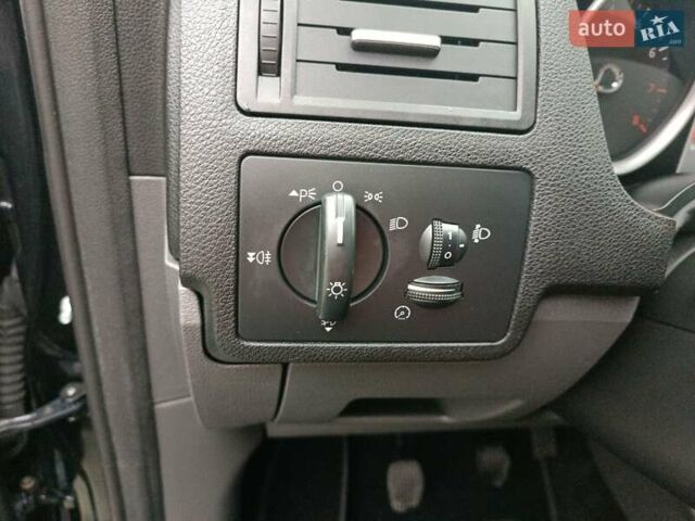 Чорний Форд Сі-Макс, об'ємом двигуна 1.8 л та пробігом 236 тис. км за 5750 $, фото 25 на Automoto.ua