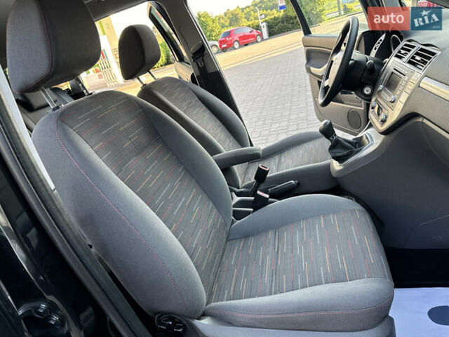 Чорний Форд Сі-Макс, об'ємом двигуна 1.6 л та пробігом 227 тис. км за 6499 $, фото 64 на Automoto.ua