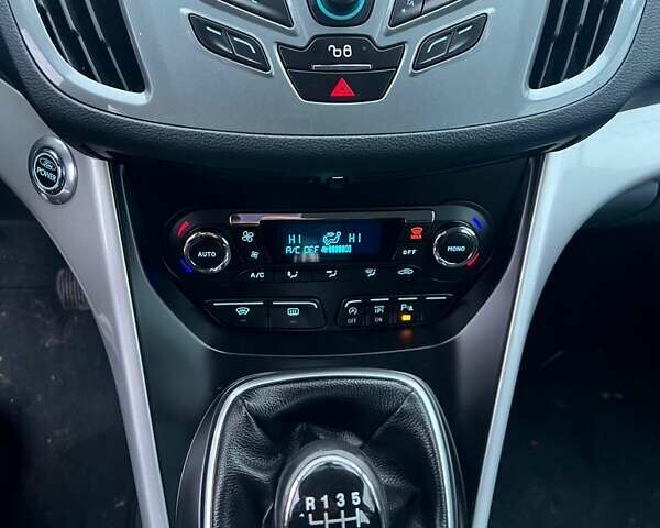 Черный Форд Си-Макс, объемом двигателя 1.6 л и пробегом 229 тыс. км за 8450 $, фото 19 на Automoto.ua