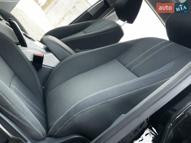 Черный Форд Си-Макс, объемом двигателя 1.6 л и пробегом 206 тыс. км за 8699 $, фото 39 на Automoto.ua