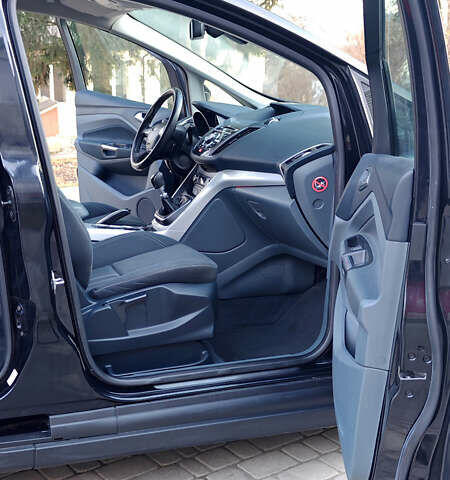 Чорний Форд Сі-Макс, об'ємом двигуна 2 л та пробігом 243 тис. км за 8850 $, фото 16 на Automoto.ua