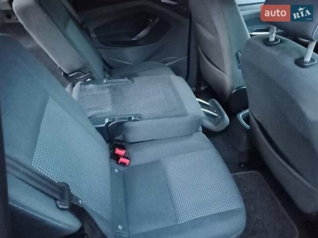 Черный Форд Си-Макс, объемом двигателя 1.6 л и пробегом 215 тыс. км за 7700 $, фото 22 на Automoto.ua