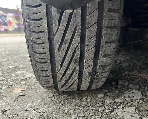 Чорний Форд Сі-Макс, об'ємом двигуна 1.6 л та пробігом 228 тис. км за 7998 $, фото 10 на Automoto.ua