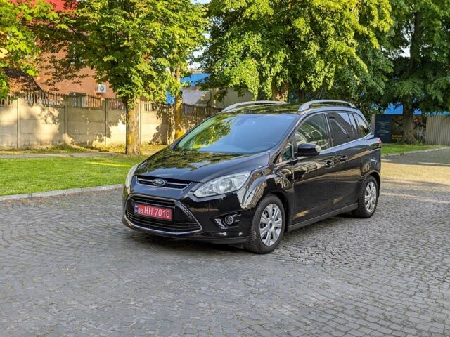 Черный Форд Си-Макс, объемом двигателя 2 л и пробегом 241 тыс. км за 8800 $, фото 1 на Automoto.ua
