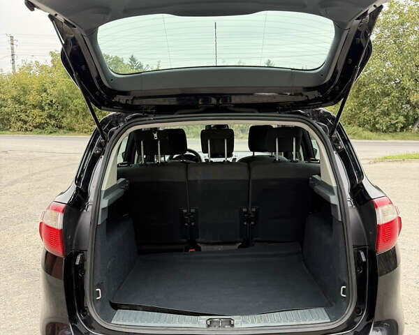 Черный Форд Си-Макс, объемом двигателя 1.6 л и пробегом 289 тыс. км за 6500 $, фото 30 на Automoto.ua