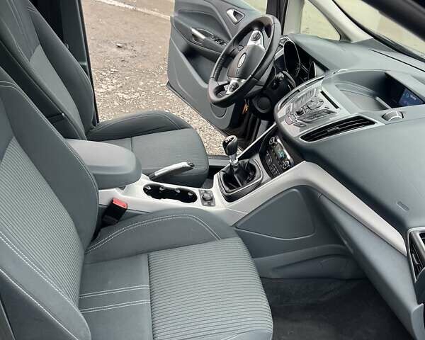 Чорний Форд Сі-Макс, об'ємом двигуна 1.6 л та пробігом 228 тис. км за 7998 $, фото 15 на Automoto.ua